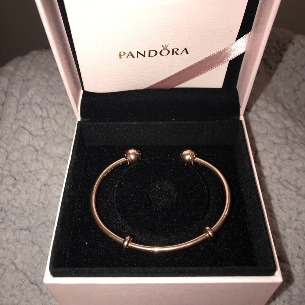 Pandora Rose open bangle